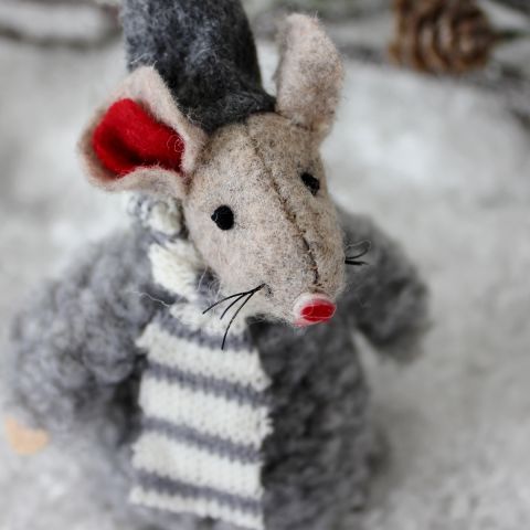 Fluffy Christmas mouse